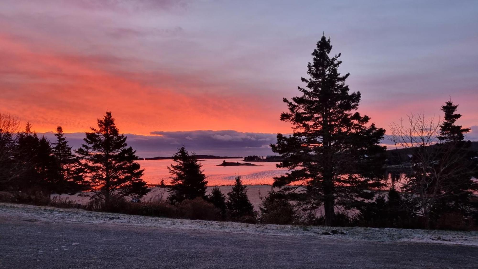 Oceanfront Apartments Port Dufferin 外观 照片